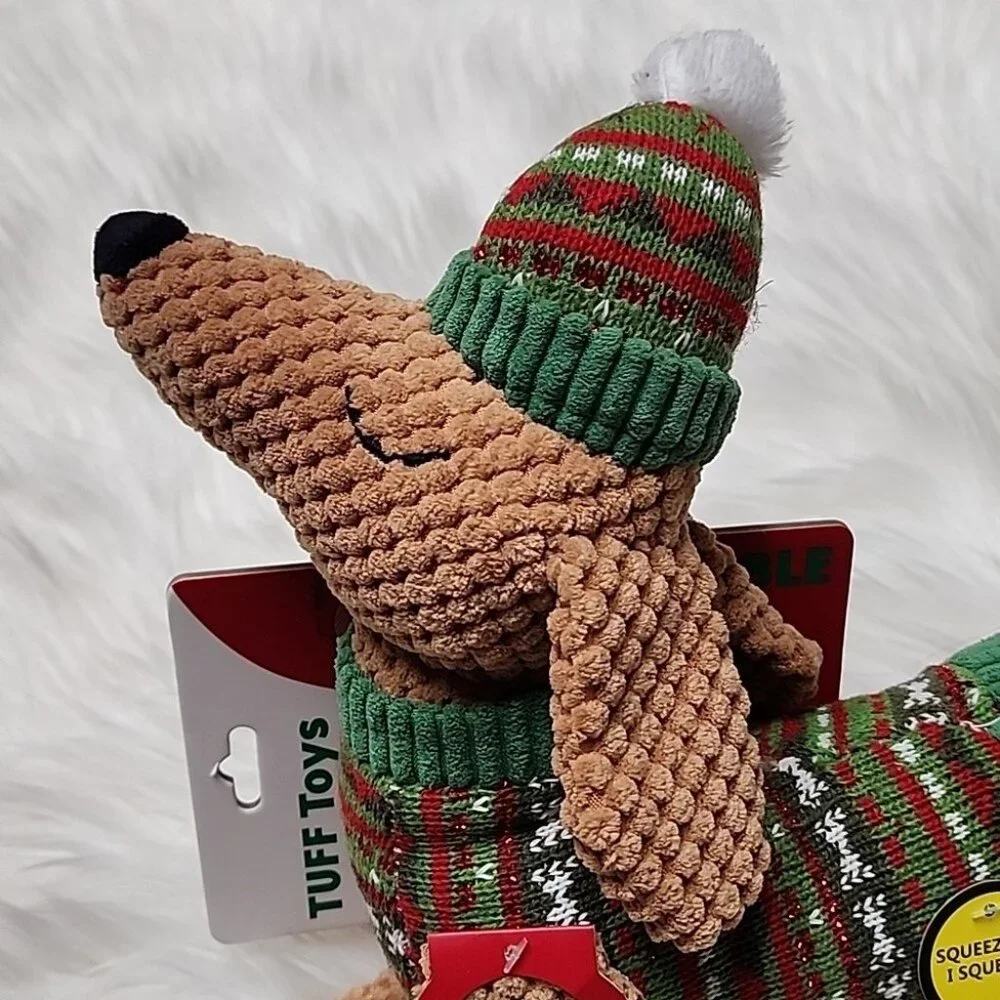 Christmas Plush Squeeker Dog Toy Brown Dog With Red & Green Sweater & Beanie New